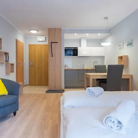 Srodkowa Widok Na 2 Pietro Garaz Gratis Apartament