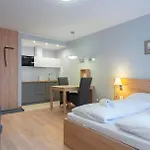 Apartament środkowa Widok Na 2 Piętro Garaż Gratis *