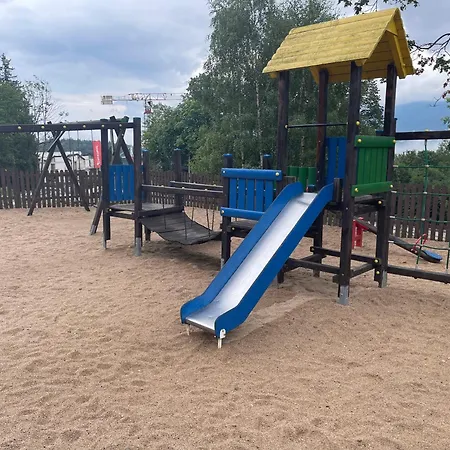 środkowa Widok Na 2 Piętro Garaż Gratis