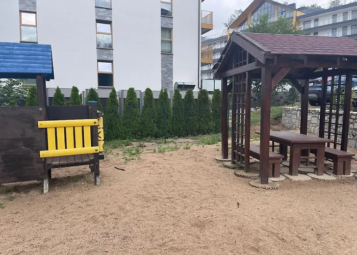 Apartament środkowa Widok Na 2 Piętro Garaż Gratis *